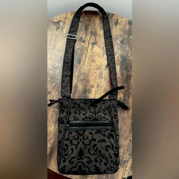 Thirty One | ladies crossbody handbag. - Picture 1 of 16